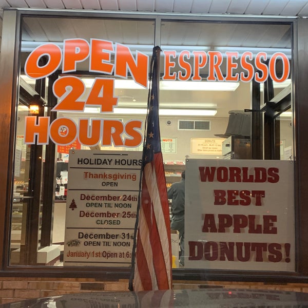 Photos at Country Donuts Donut Shop in Crystal Lake