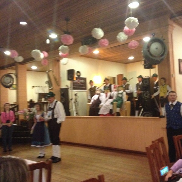 Foto tirada no(a) Torquês Restaurante por Daniele P. em 4/16/2015