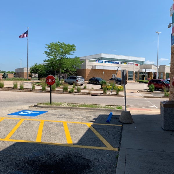 Photo taken at Belvidere Oasis Travel Plaza by Tim H. on 7/4/2019