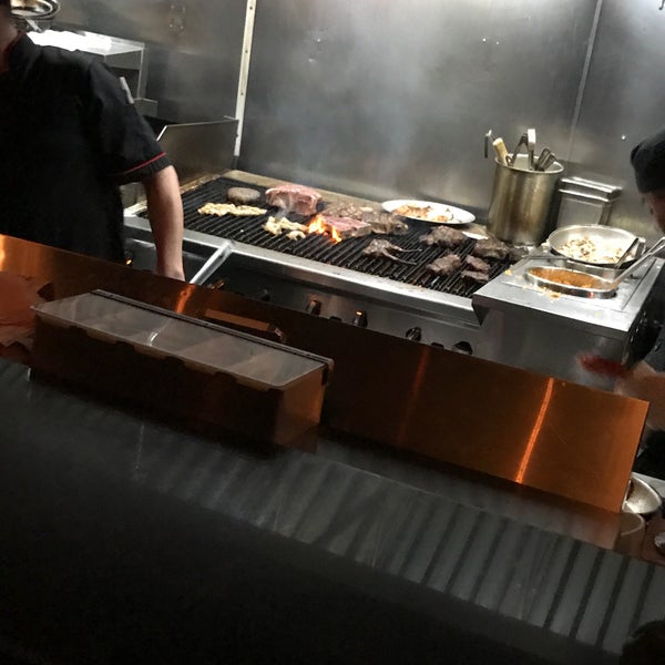 8/6/2017에 Bennie F.님이 Ricardo Steak House에서 찍은 사진