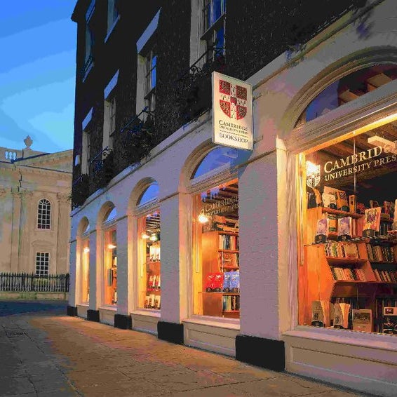 Photo prise au Cambridge University Press Bookshop par Cambridge University Press Bookshop le7/29/2013