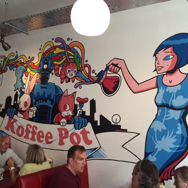 Photo taken at The Koffee Pot by Zahra M. on 8/3/2015