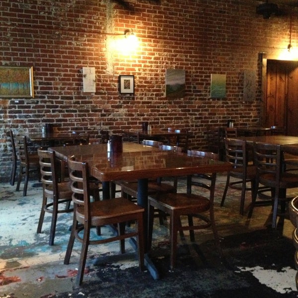 Photos at Doe's Eat Place Steakhouse in Paducah