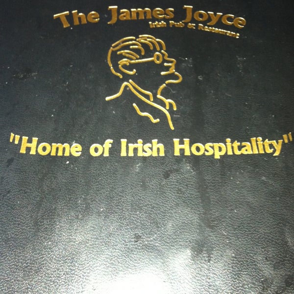 Foto tomada en James Joyce Irish Pub  por Natalie D. el 4/20/2013