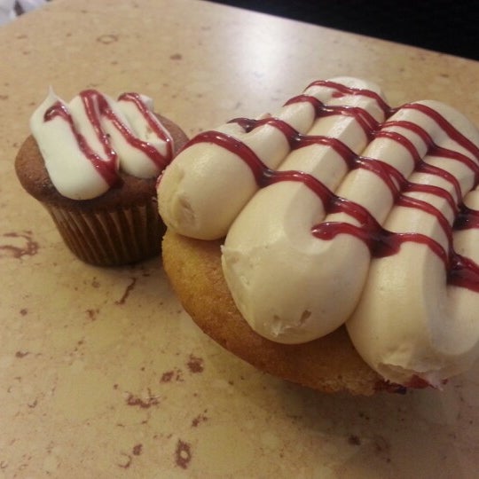 Photos at Mr. Cupcakes (Now Closed) Cupcake Shop in Hackensack