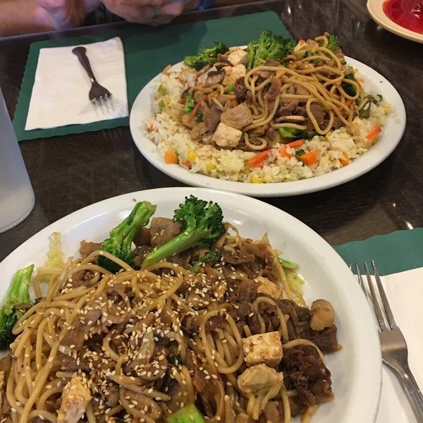 Photo taken at El Camino Mongolian BBQ by Laura L. on 4/2/2016