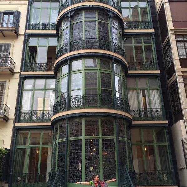 5/20/2015 tarihinde Marilu Z.ziyaretçi tarafından Casa Lleó i Morera'de çekilen fotoğraf