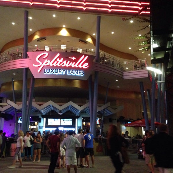 Photo taken at Splitsville Luxury Lanes by Alyssa J. on 6/27/2016