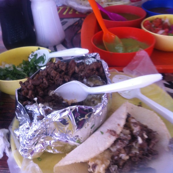 Taquería Los Potrillos Local de tacos en Mazatlán