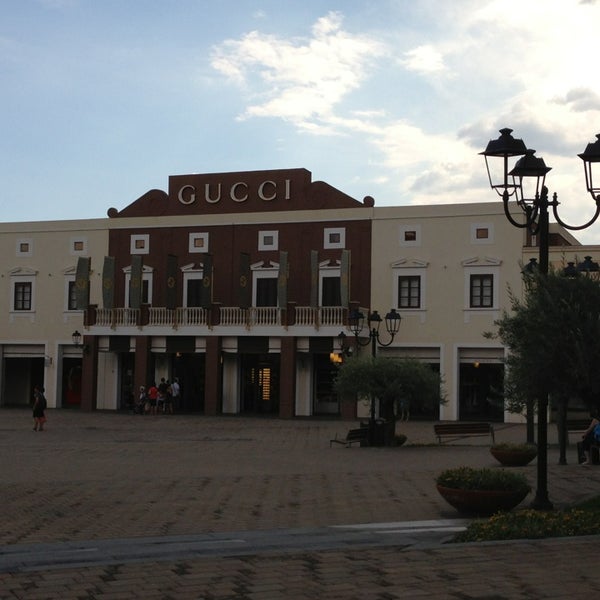 Photos at Sicilia Outlet Village - 4 tips