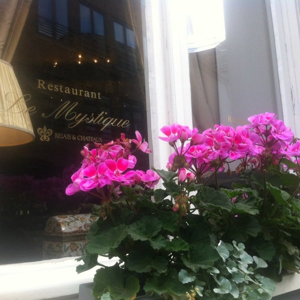 8/13/2013 tarihinde Vincent L.ziyaretçi tarafından Restaurant Le Mystique'de çekilen fotoğraf