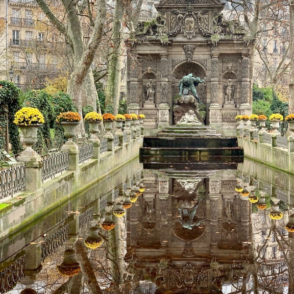 Parc De Jeux Du Jardin Du Luxembourg Playground In Paris