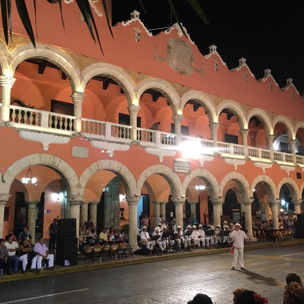 Photo taken at Palacio Municipal de Mérida by Irving J. on 4/12/2016