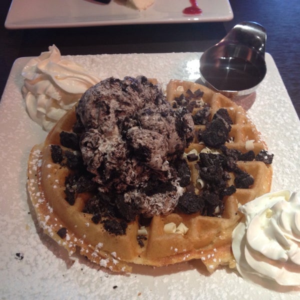 5/16/2014にOchie F.がSpin Dessert Cafeで撮った写真