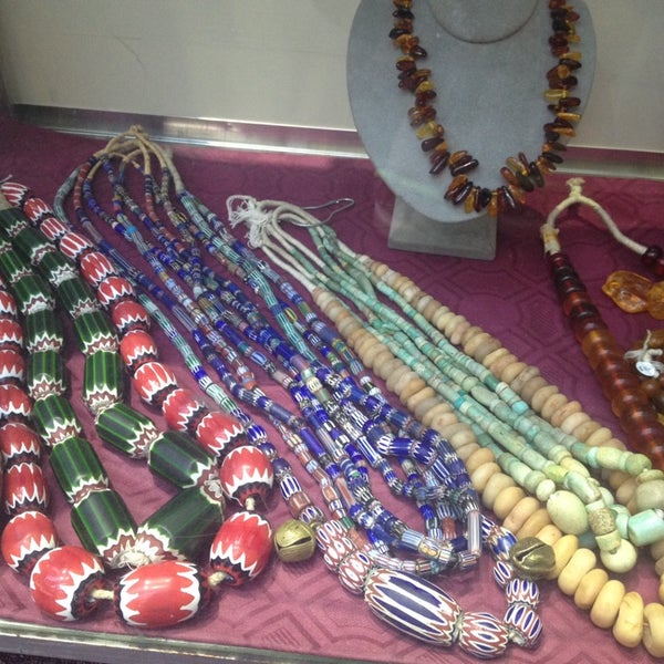 Djenne beads shop & art
