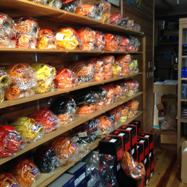 愛岐スポーツ 豊橋市のスポーツ用品店 愛岐スポーツ 豊橋市のスポーツ用品店