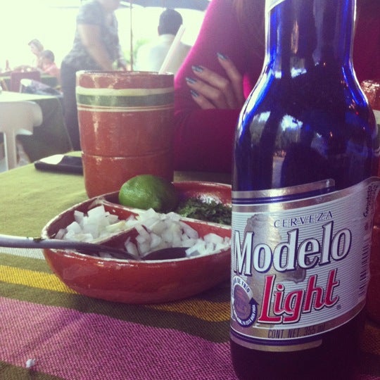 11/18/2012 tarihinde Jose Luis S.ziyaretçi tarafından Mi Pueblito - Cocina Mexicana'de çekilen fotoğraf