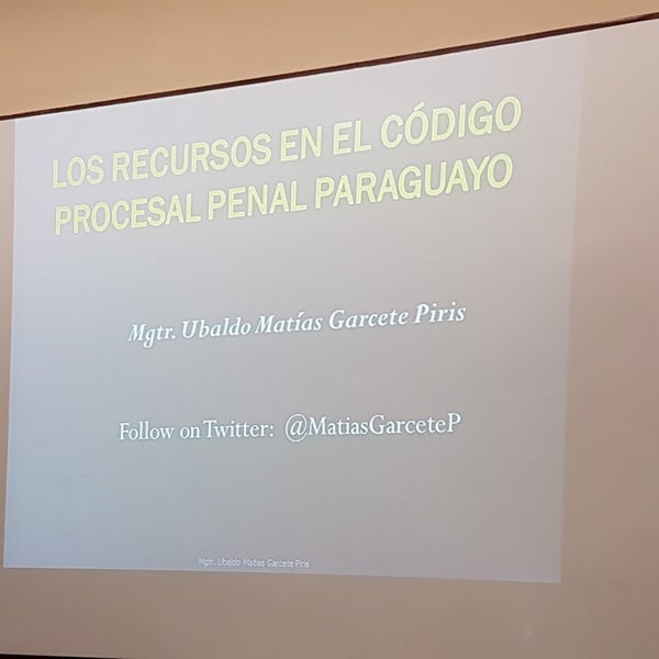Das Foto wurde bei Universidad Autónoma de Asunción von Liz M. am 12/7/2018 aufgenommen