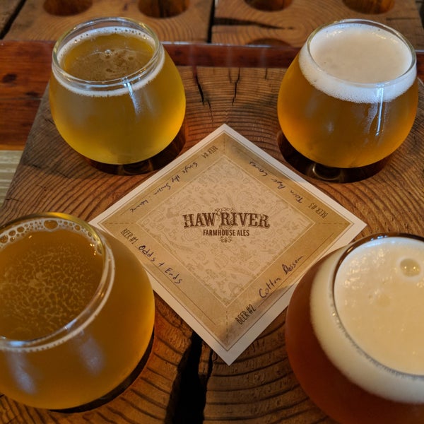 รูปภาพถ่ายที่ Haw River Farmhouse Ales โดย Jason Y. เมื่อ 8/5/2018