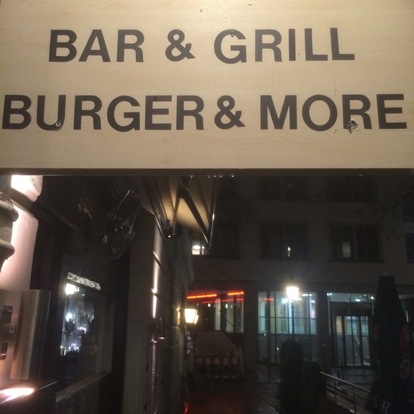 2/23/2015にFelix W.がCA-BA-LU Burger &amp; Moreで撮った写真