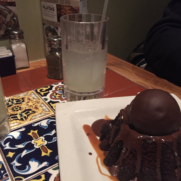 Photo taken at Chili&#39;s Grill &amp; Bar by Kärl S. on 11/15/2015