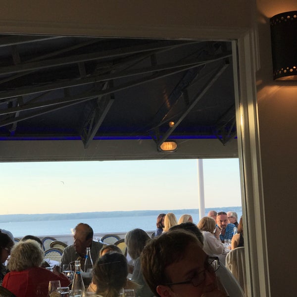 6/11/2017にRichard G.がDockers Waterside Marina &amp; Restaurantで撮った写真