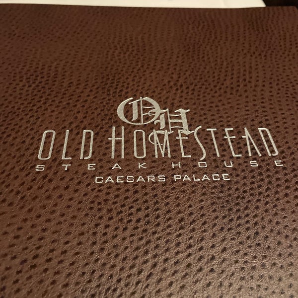 Снимок сделан в Old Homestead Steakhouse пользователем Tom O. 10/7/2022