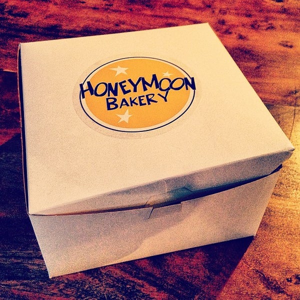 9/14/2013 tarihinde Mark H.ziyaretçi tarafından Honeymoon Bakery'de çekilen fotoğraf