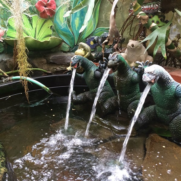 Froggy's Topanga, CA