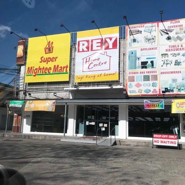 Super Mightee Mart Grocery Store in Rosario
