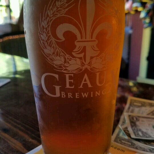 Photo taken at Geaux Brewing by Charlie B. on 8/16/2016
