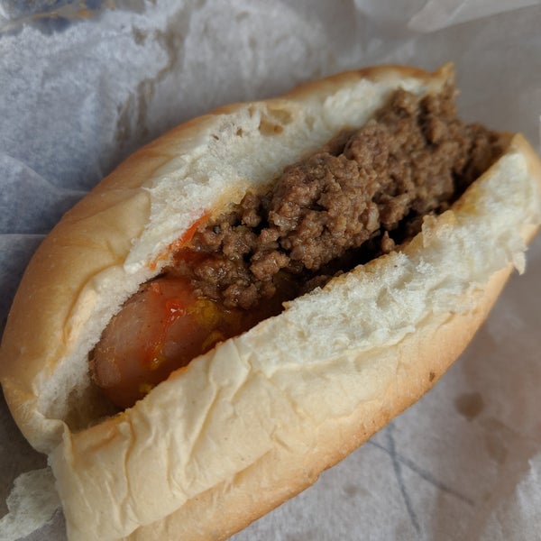 Bob's cheap dogs okoboji