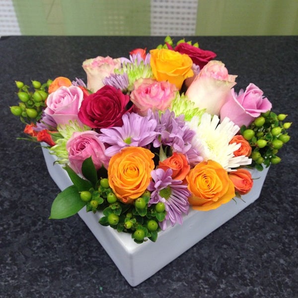 Романтичные цветы для девушки. Романтичные цветы для девушки. ". Романтика для девушки. More than flowers.