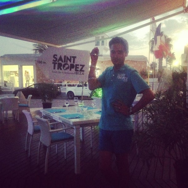 Foto diambil di St.Tropez Beach Bar &amp; Restaurant IBIZA oleh Евгения Е. pada 8/5/2013