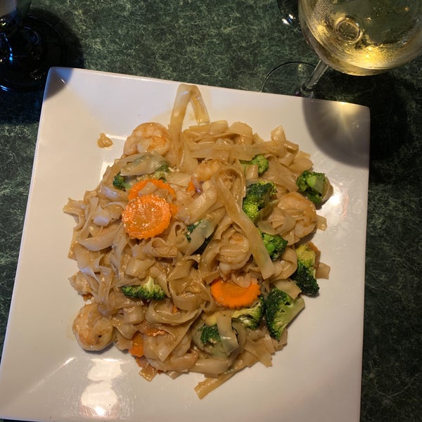 Vilai Thai Kitchen Thai Restaurant