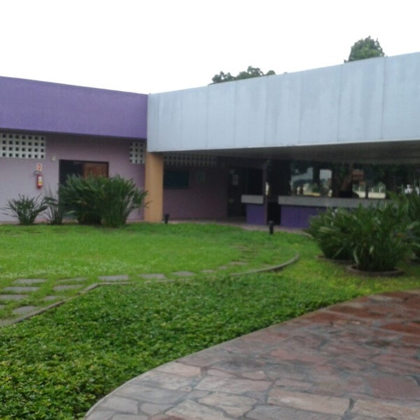 Faculdade Católica de Feira De Santana - Faculdade e Universidade