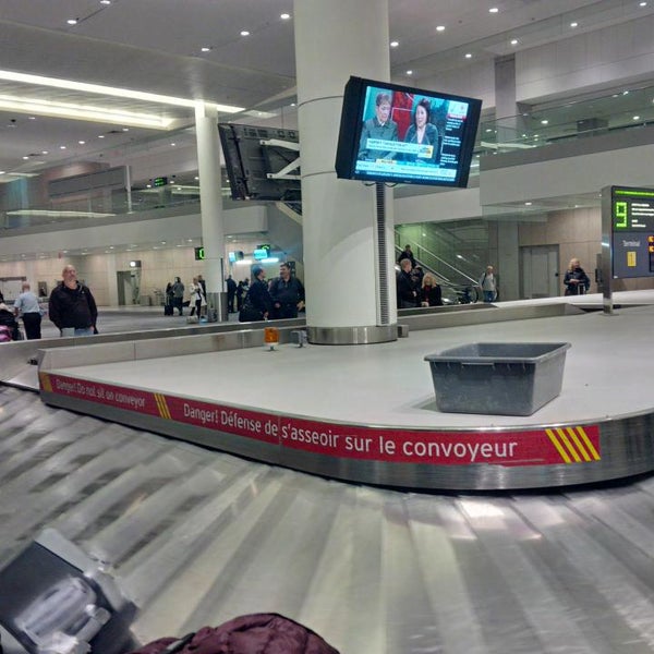 toronto airport baggage claim