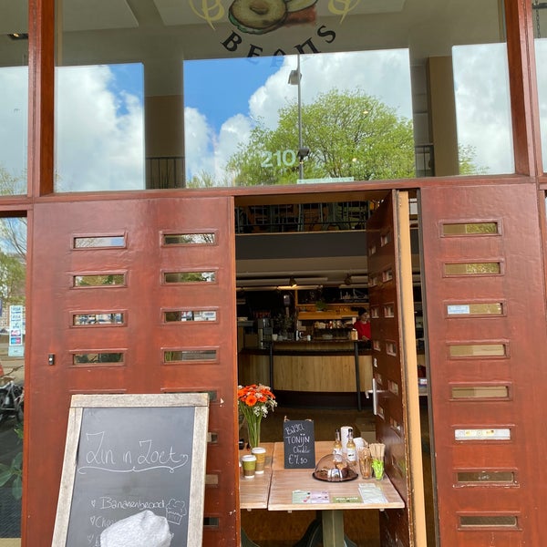 Bagels & Beans Bagel Shop in Rotterdam