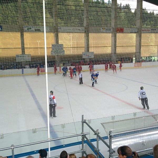 Photos At Leysin Patinoire Hockey Arena