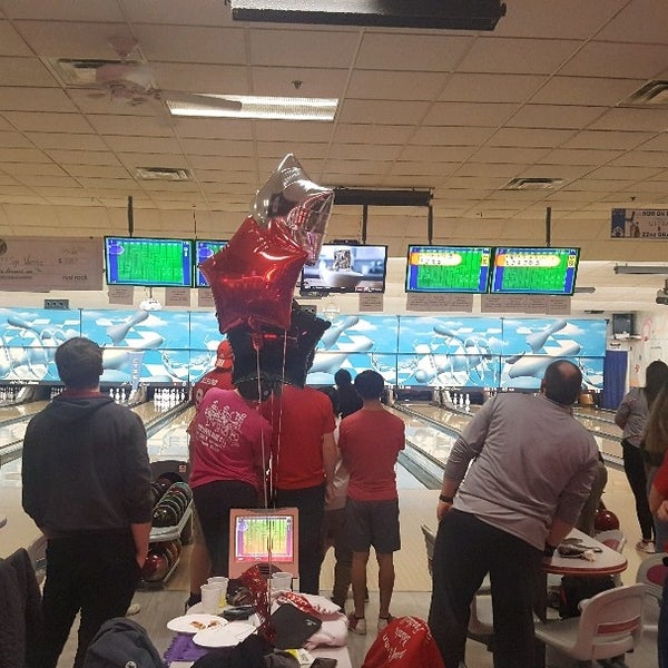 Al Mar Lanes Bowling Salonu