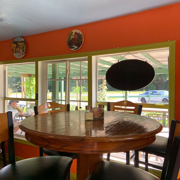 twin brothers coffee and bakery Deleon Springs De Leon Springs, FL