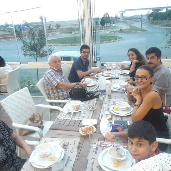 8/7/2016에 Nurlan D.님이 Gani Balık Restaurant에서 찍은 사진