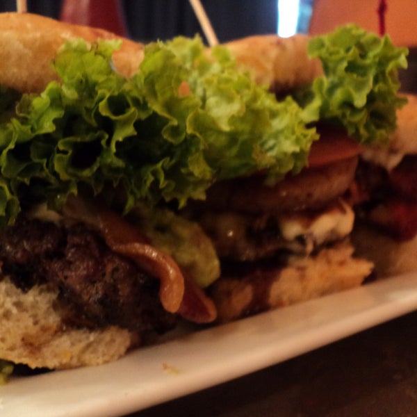 "Rock Slide"- (Laguna, Samurai, and Iron Man) Slider-size selection of these 3 burgers. Good and fresh meat patty burgers on sweet sourdough cheddar bun. Bread a little on the sweet side for me : /