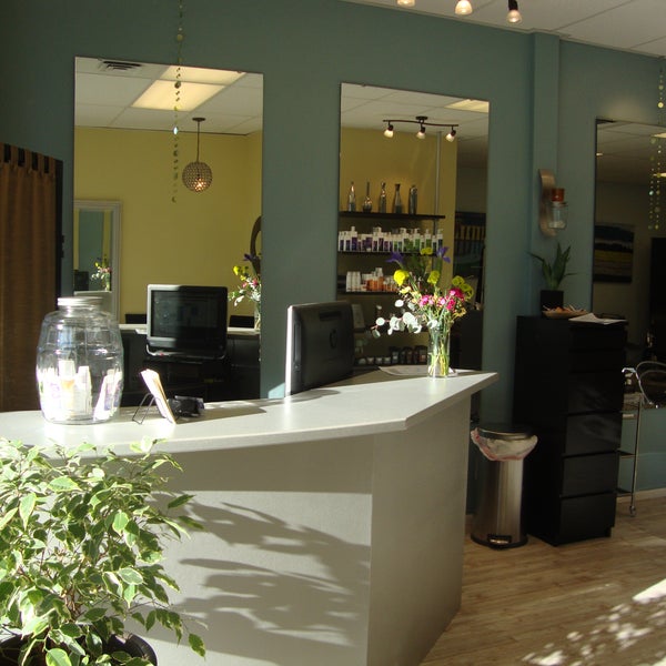 Cutting Lounge Harbour Pointe 11601 Harbour Pointe Blvd 102