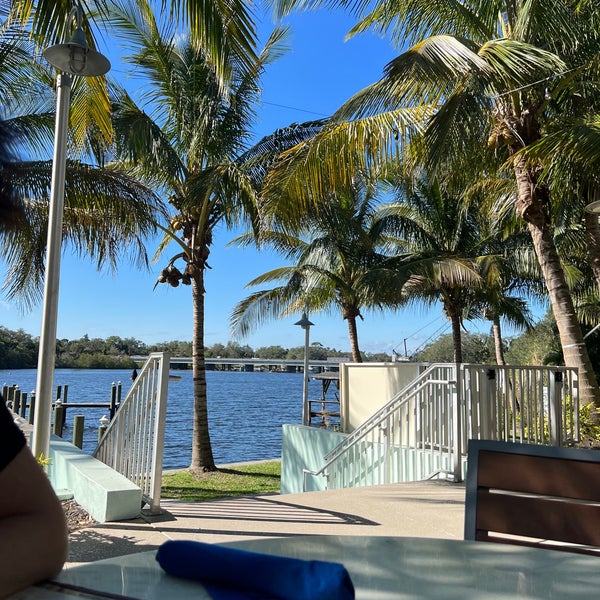 Frigate’s Waterfront Bar & Grill Eau Gallie 1120 N Harbor City Blvd