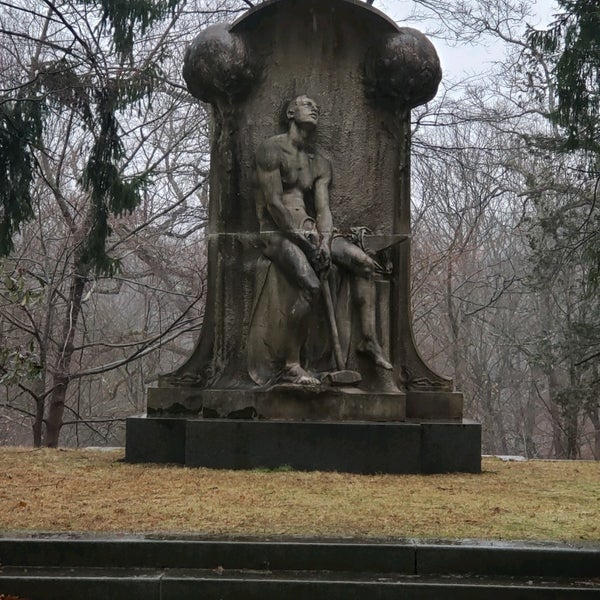 Photo taken at Sleepy Hollow Cemetery by Dorothy on 1/25/2020