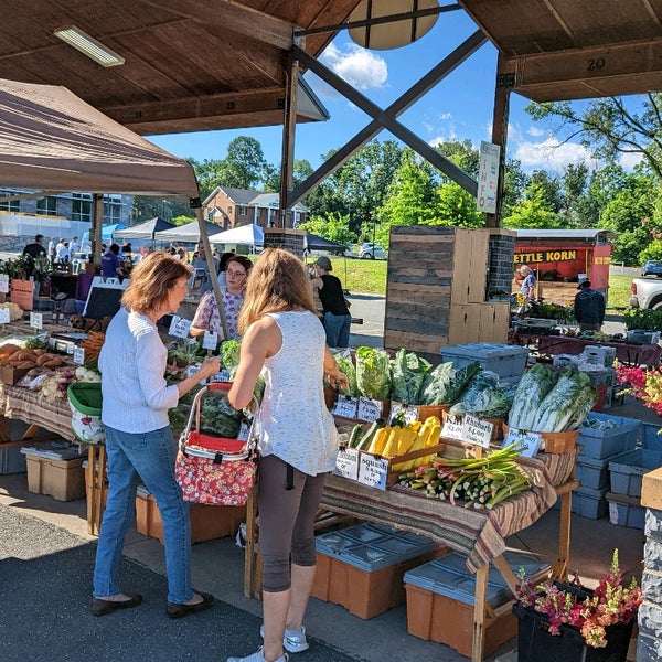 Harrisonburg Farmer's Market 228 South Liberty Street
