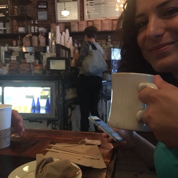 9/18/2016 tarihinde Stefania D.ziyaretçi tarafından Lenox Coffee'de çekilen fotoğraf