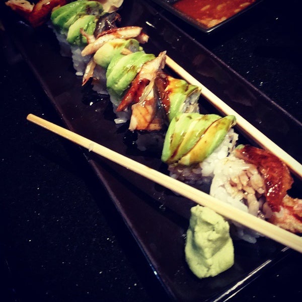 Das Foto wurde bei Mikaku Restaurant von Mario M. am 12/14/2014 aufgenommen