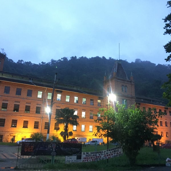 Fotos em Instituto Federal de Educação, Ciência e Tecnologia do Rio de  Janeiro (IFRJ) - Faculdade e Universidade